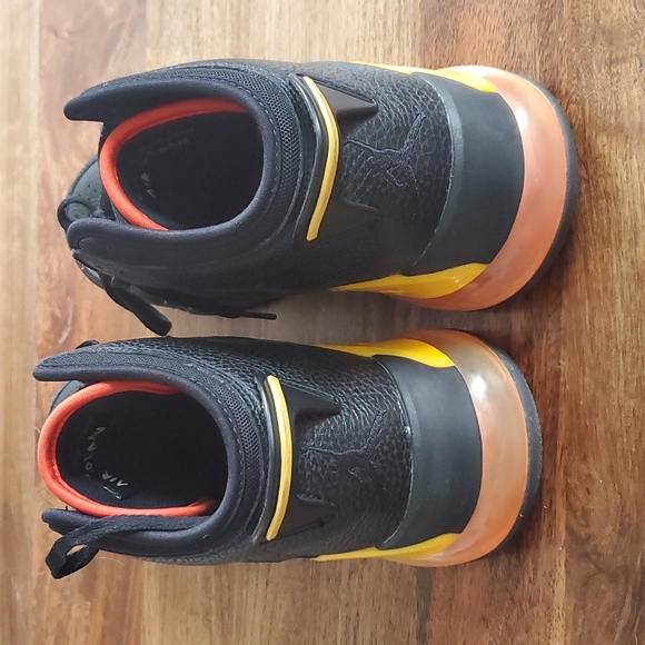 JORDAN MARS 270 ''CITRUS' SIZE 11.5 MEN'S - Picture 3 of 4